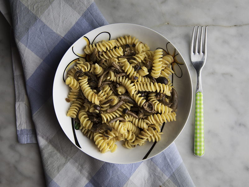 Pasta con funghi caramellati