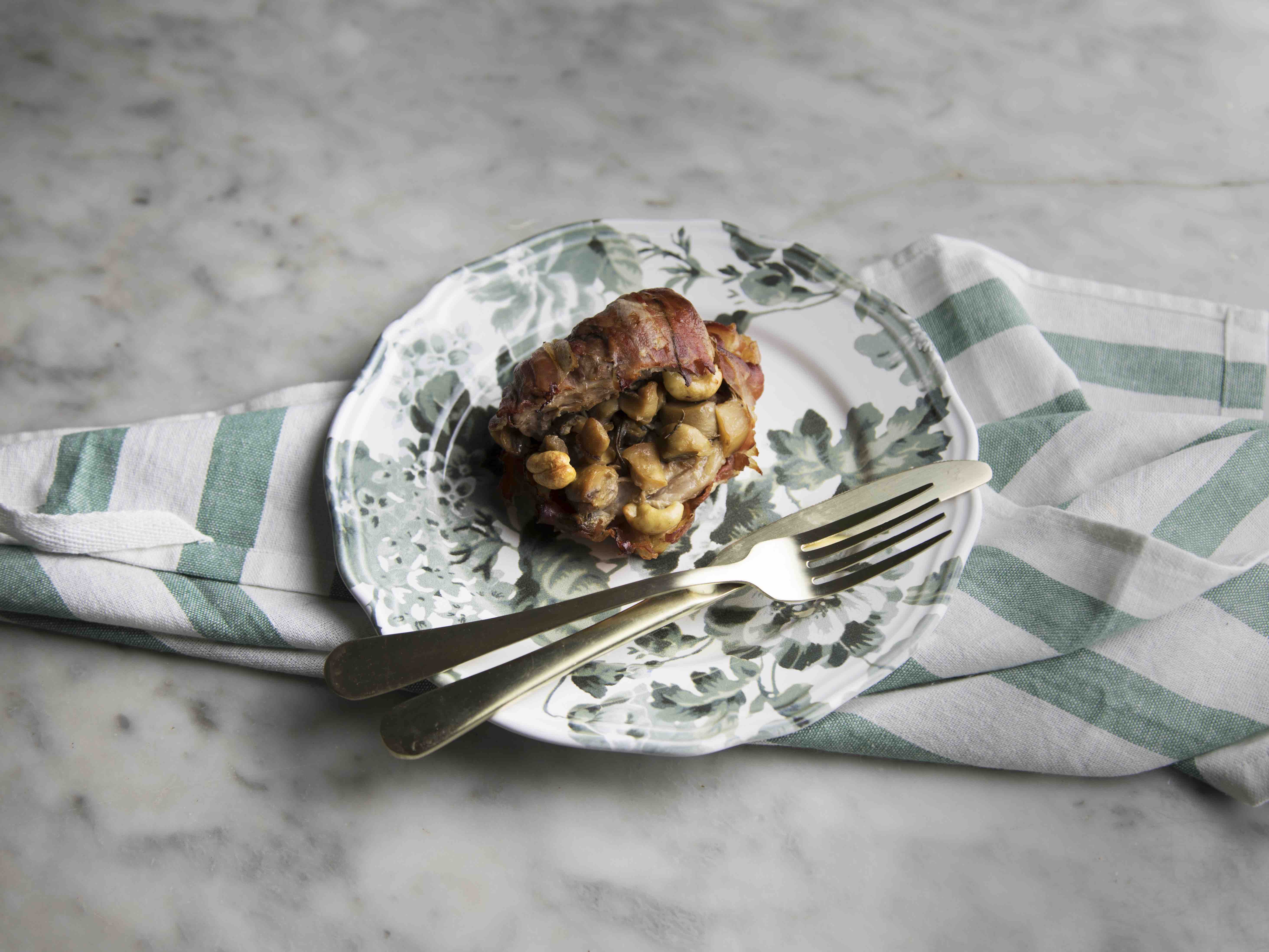 Filetto di maiale ai funghi ripieno